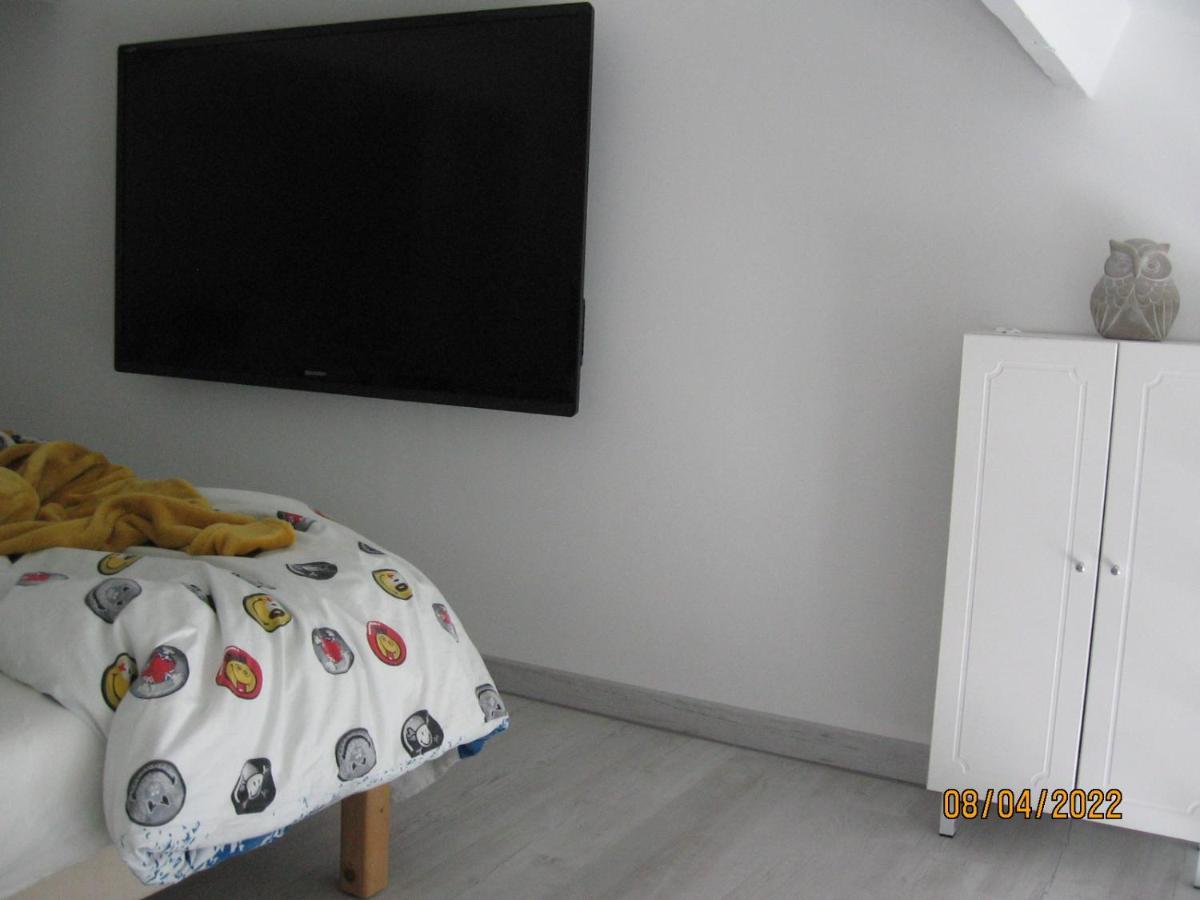 Appartement Avec Chambre En Mezzanine Rognac Eksteriør bilde