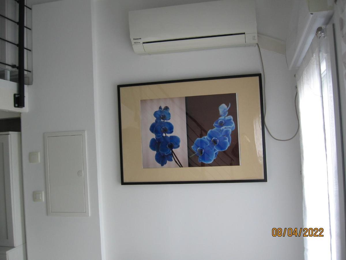 Appartement Avec Chambre En Mezzanine Rognac Eksteriør bilde