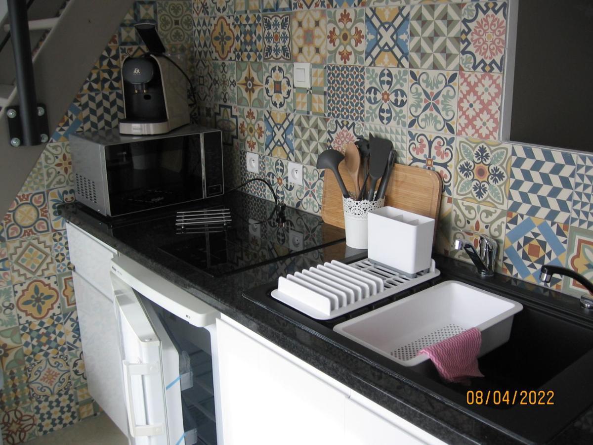 Appartement Avec Chambre En Mezzanine Rognac Eksteriør bilde