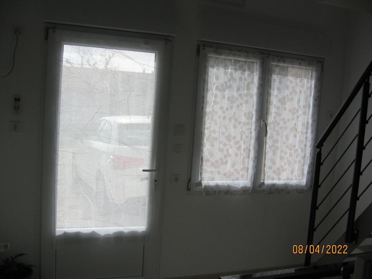 Appartement Avec Chambre En Mezzanine Rognac Eksteriør bilde